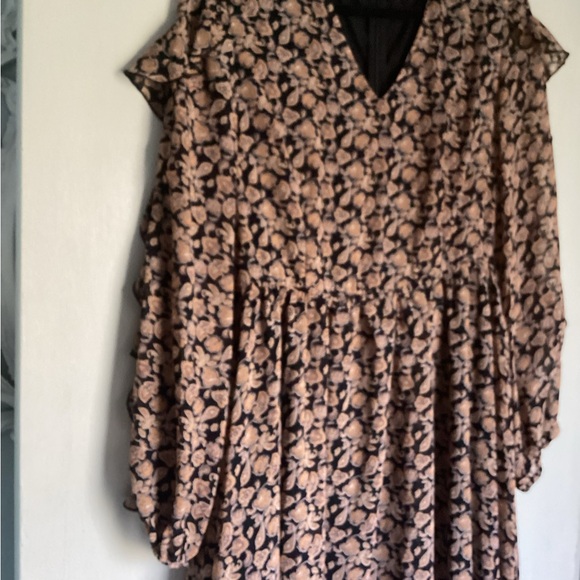 Dress lot - Picture 8 of 9